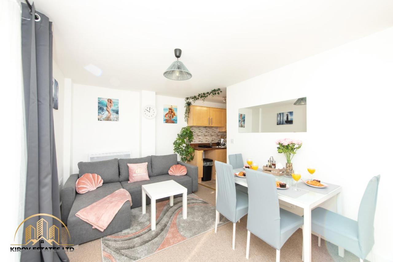 Aphrodite Apartment - The Lust Of Town Southampton Bagian luar foto