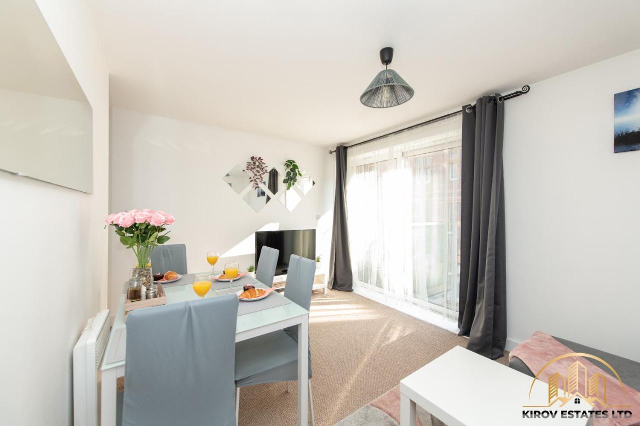 Aphrodite Apartment - The Lust Of Town Southampton Bagian luar foto